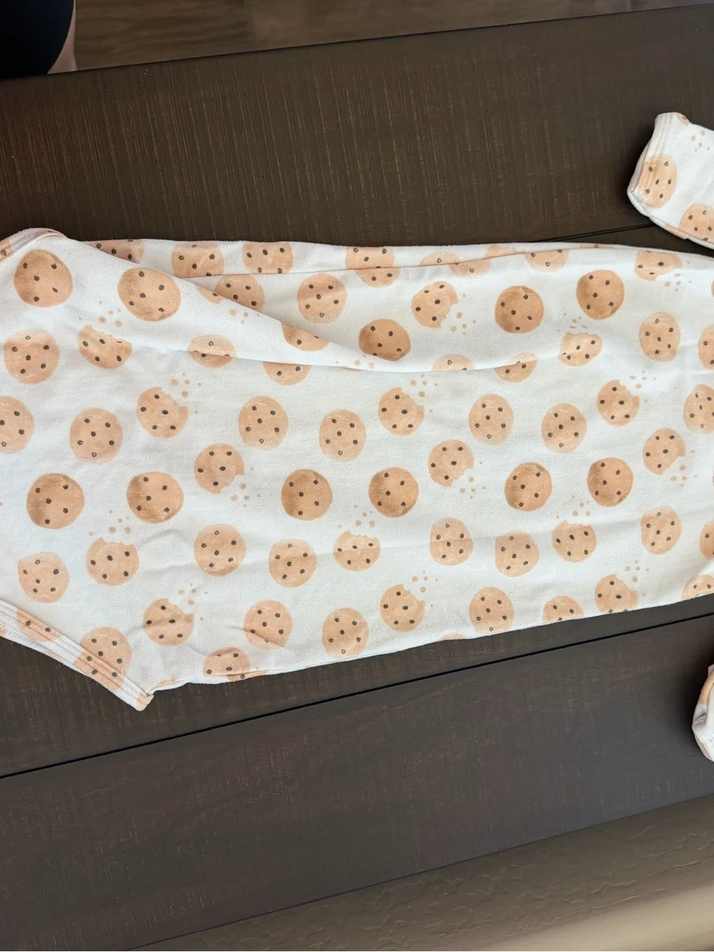 Caden Lane Cookie Crumble Newborn Hat & Knot Gown Set NB